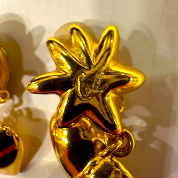 VINTAGE💗CHRISTIAN LACROIX HEART AND SUN GOLD DANGLE CLIP ON EARRINGS FROM 90’S - Picture 6 of 7